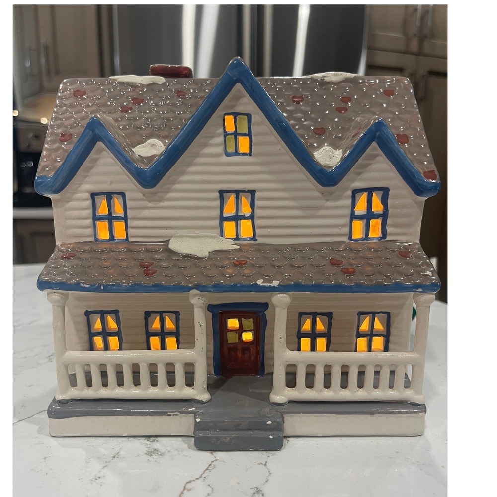 Dept 56 1987 Snow Village FARM HOUSE Vintage Ceramic Lighted Christmas Building